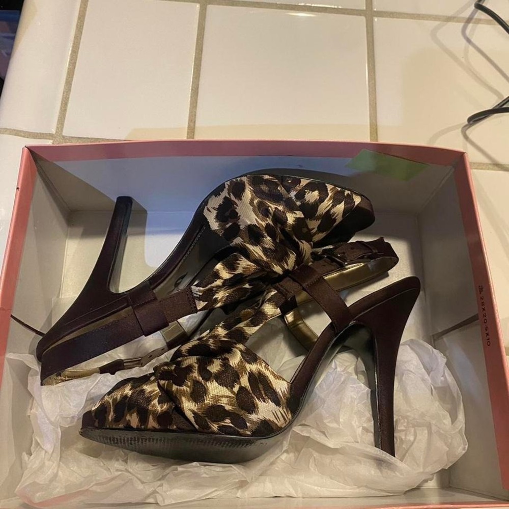 Nina brown leopard print heels Size US 9 - Picture 5 of 6